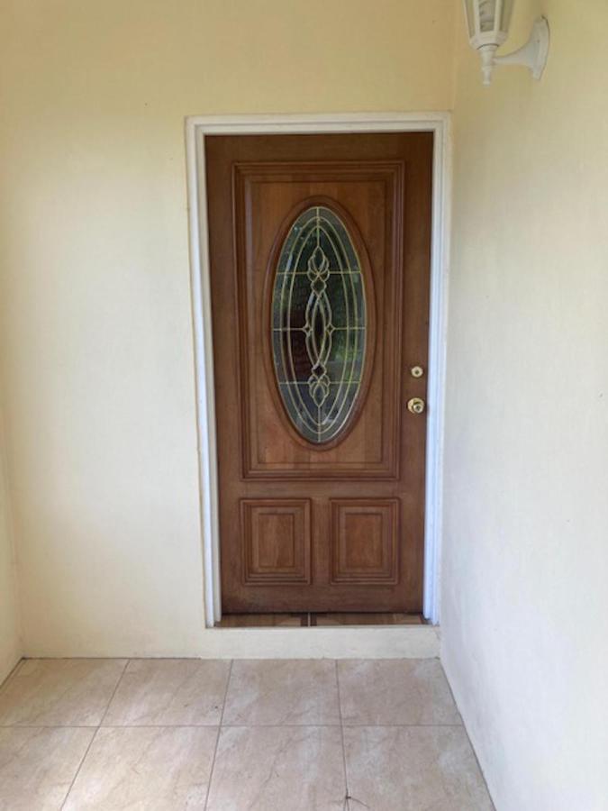Stunning 2-Bed Apartment in Grand Roy Grenada Mount Nesbit Exterior foto